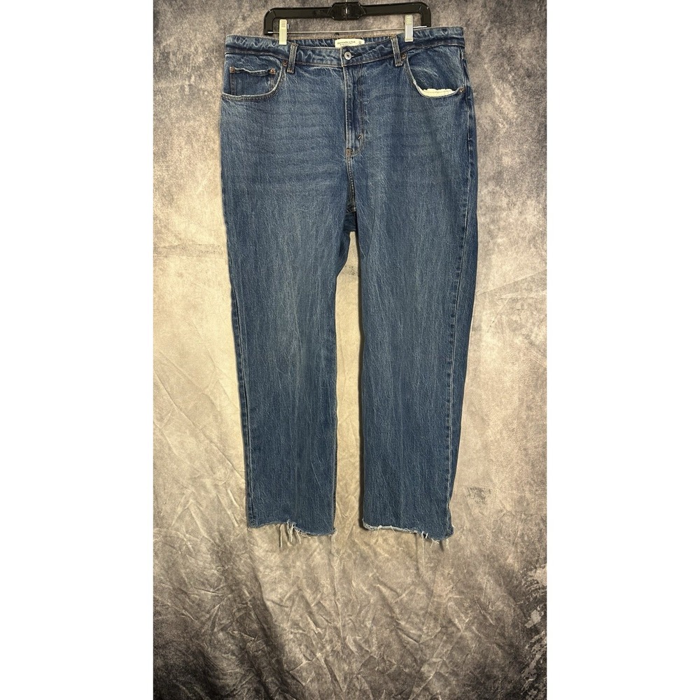 Abercrombie & Fitch Curve Love 90's Relaxed High Rise Jeans 34x18 (32L-19W)